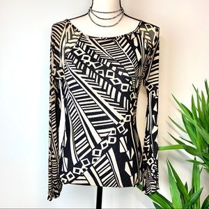 Cable & Gauge Black and Tan pattern Top